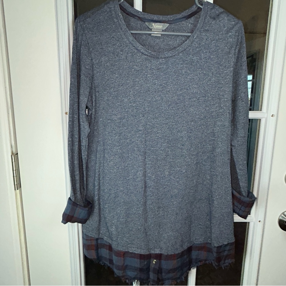Natural Reflections Layered Look Gray Long Sleeve Top Size Medium